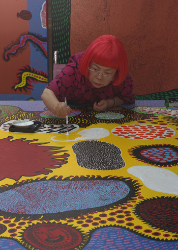 草间弥生：永恒的灵魂}