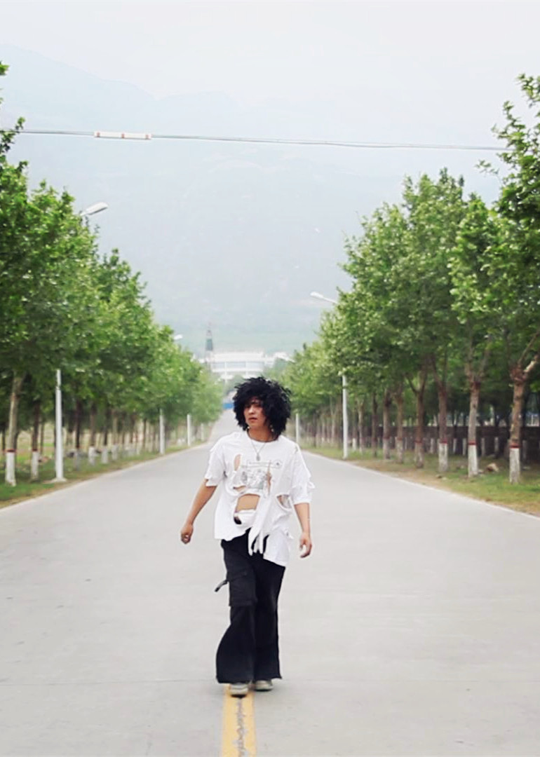 谢天谢地范来了}