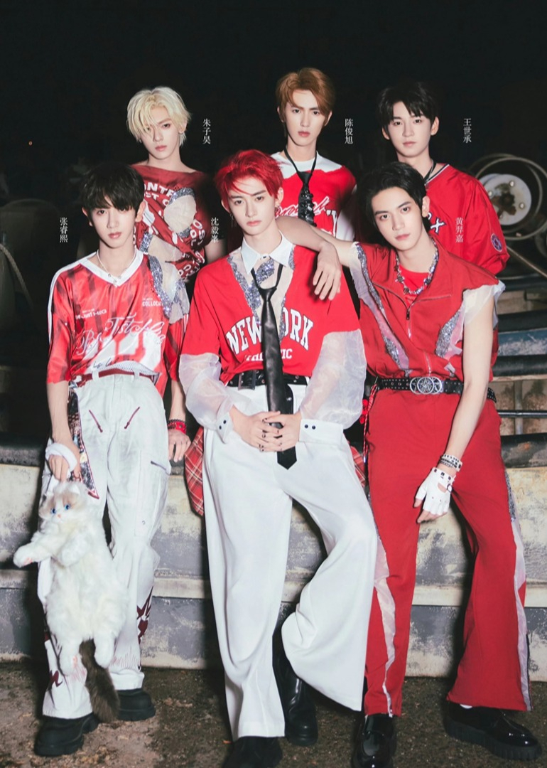 燃少训练营毕业公演}